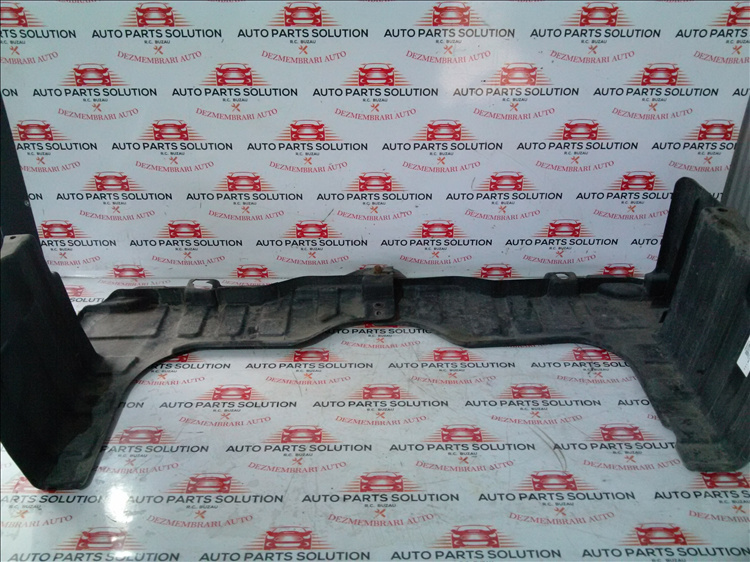 Scut sub bara HYUNDAI ELANTRA 1.6 B an fabr. 2013