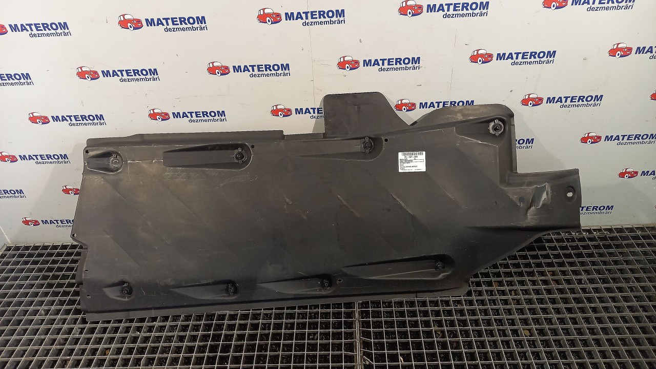 SCUT SUB MASINA AUDI A1 - - (2010 2014)