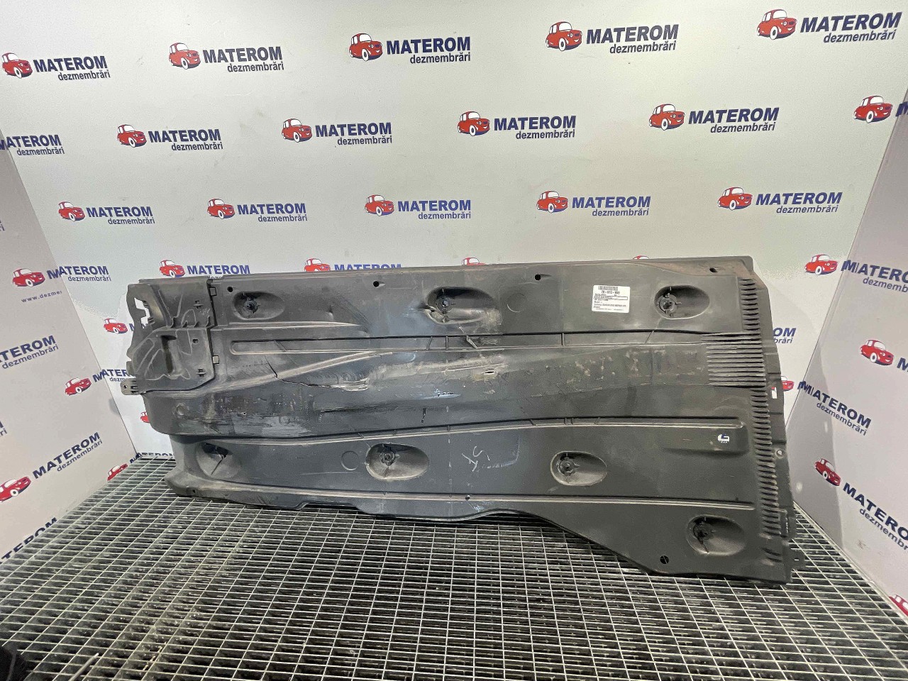 SCUT SUB MASINA AUDI A3 - - (2012 2016)