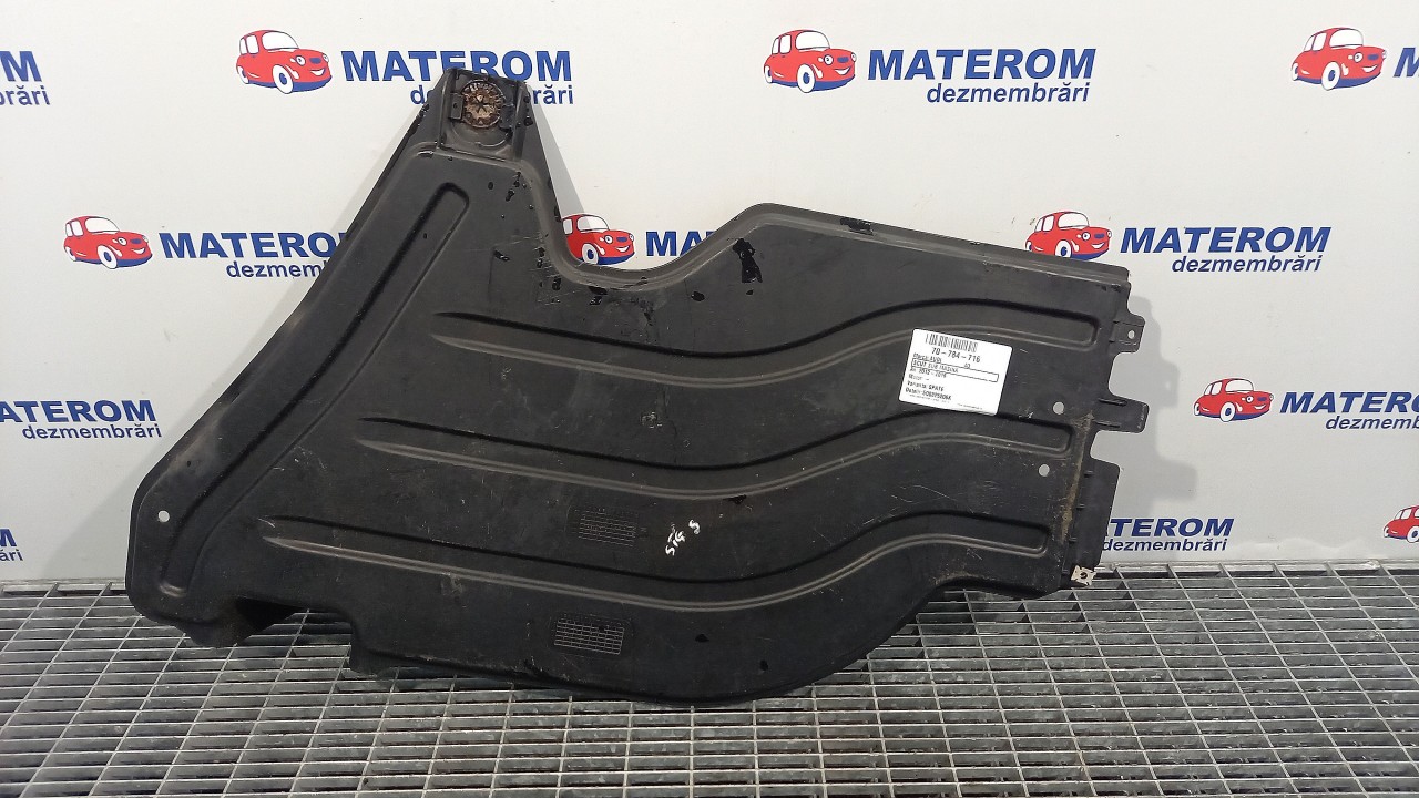 SCUT SUB MASINA AUDI A3 A3 - - (2012 2016)