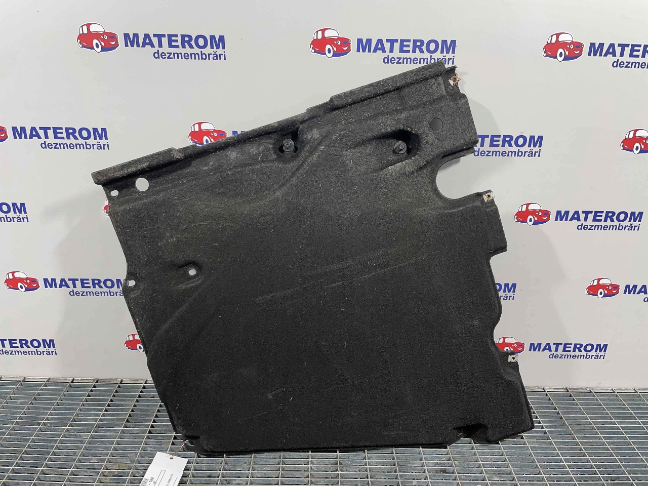 SCUT SUB MASINA AUDI A6 A6 - - (2018 2024)