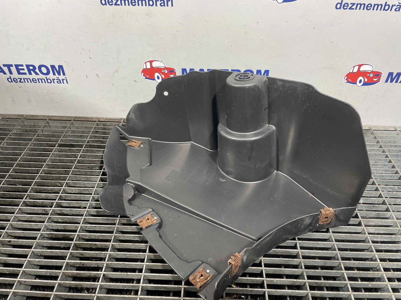 SCUT SUB MASINA BMW SERIA 1 F20 - - (2015 2019)
