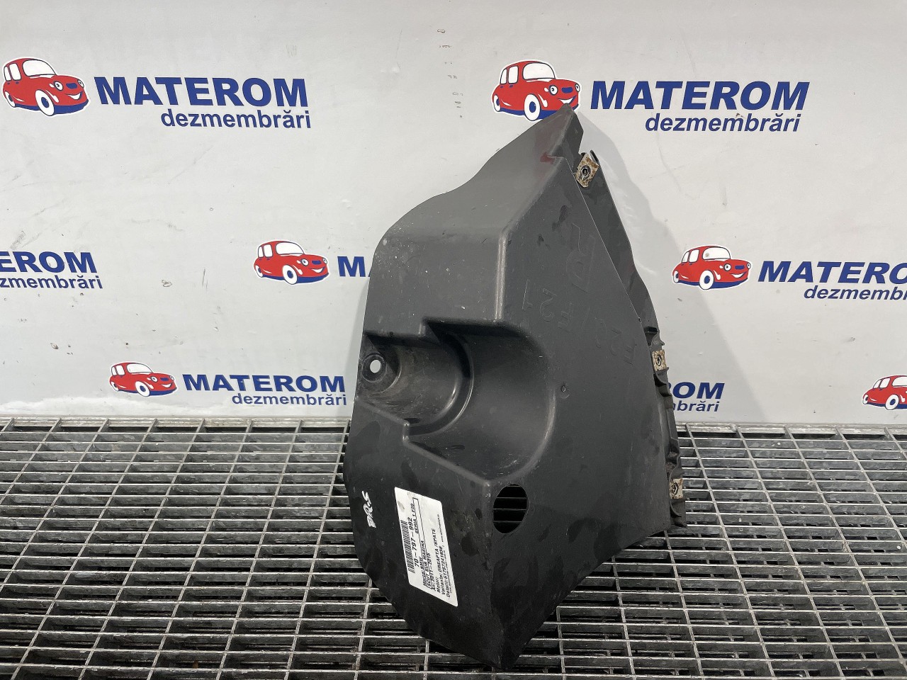SCUT SUB MASINA BMW SERIA 1 F20 SERIA 1 F20 - - (2011 2015)