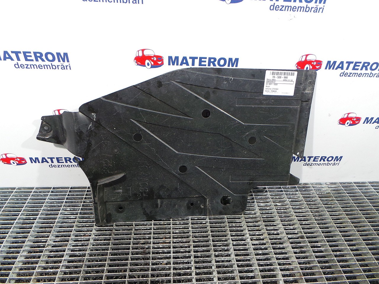 SCUT SUB MASINA BMW SERIA 3 F 30 SERIA 3 F 30 - - (2011 2018)