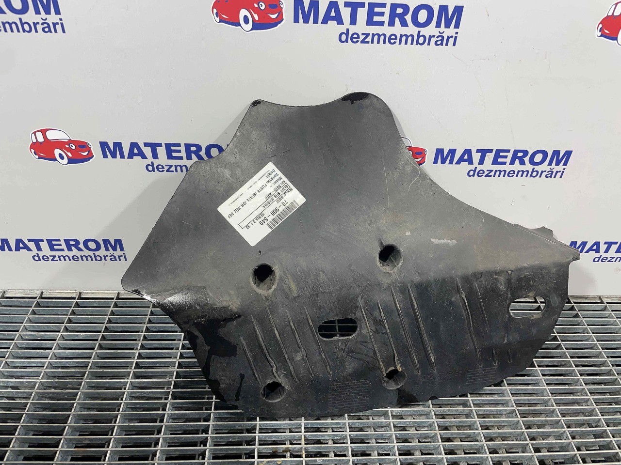 SCUT SUB MASINA BMW SERIA 3 F 30 SERIA 3 F 30 - - (2015 2018)