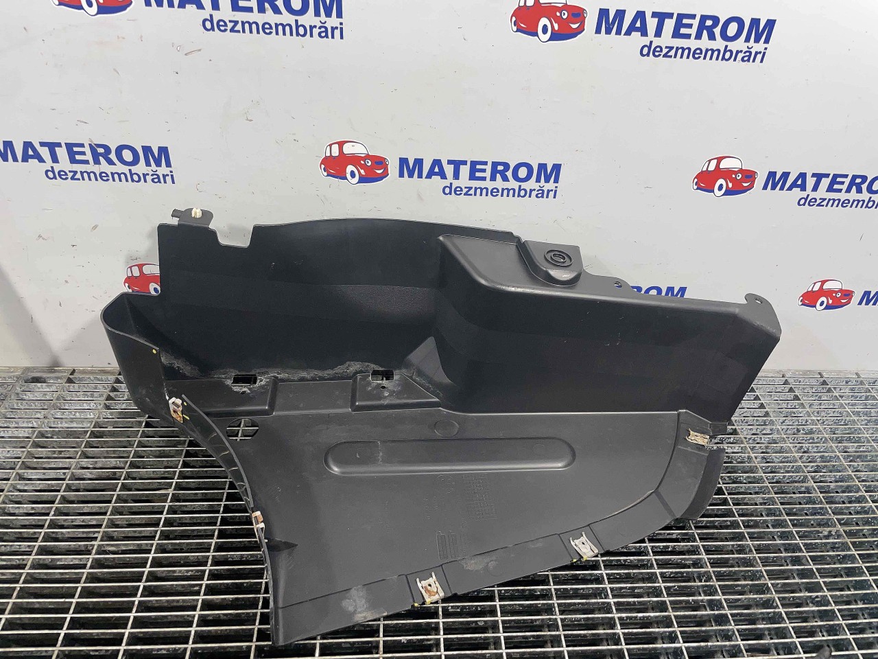 SCUT SUB MASINA BMW SERIA 4 F 36 2.0 D - (2017 2021)