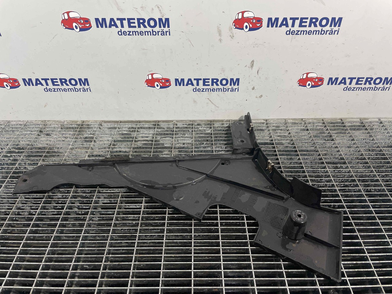SCUT SUB MASINA BMW SERIA 5 F 10 2.0 D - (2010 2017)