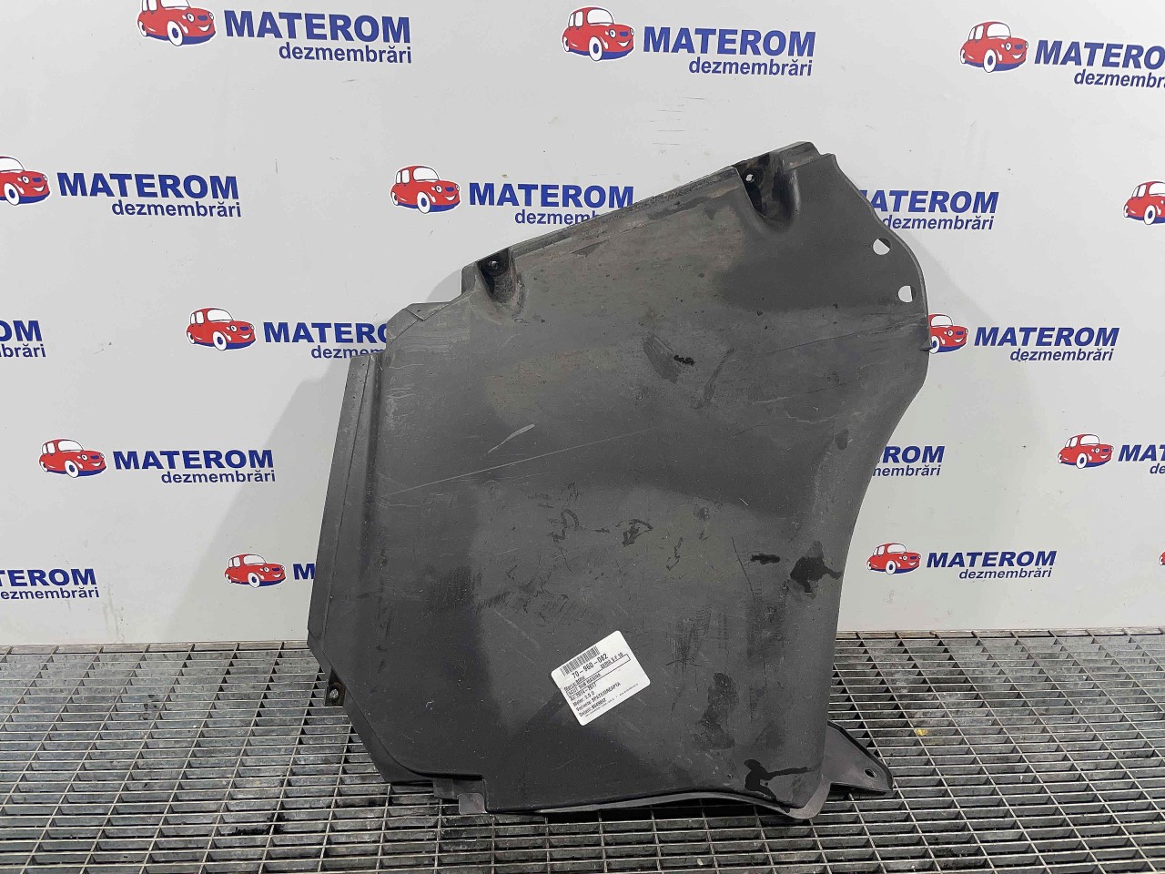 SCUT SUB MASINA BMW SERIA 5 F 10 SERIA 5 F 10 2.0 D - (2014 2017)