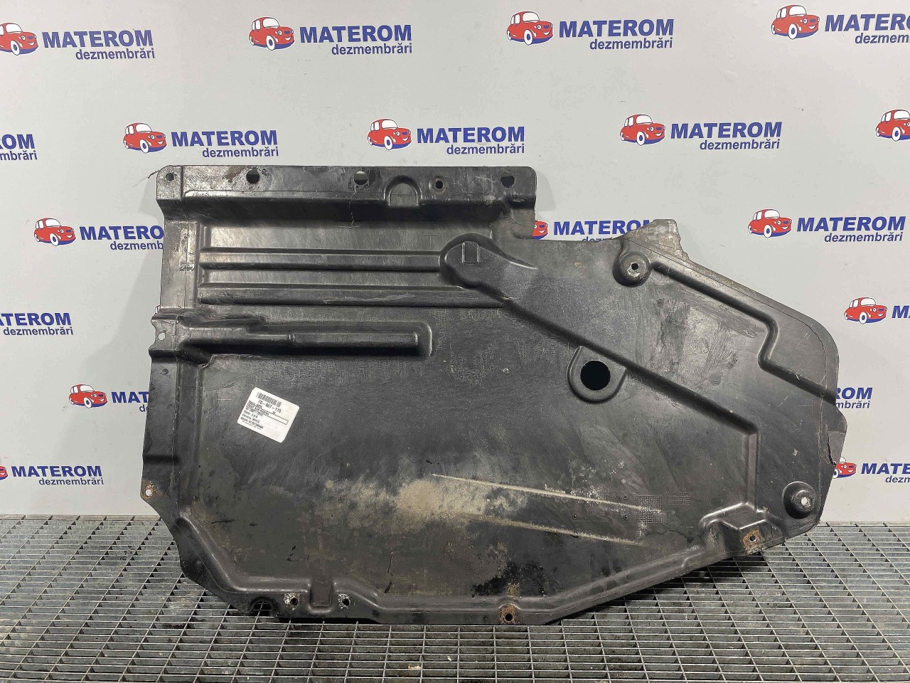 SCUT SUB MASINA BMW X5 X5 3.0 D - (2007 2013)