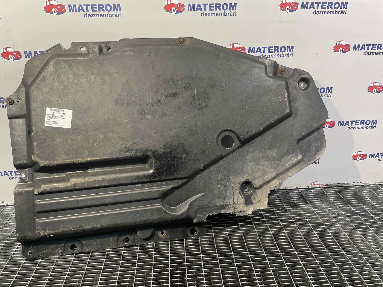 SCUT SUB MASINA BMW X6 X6 - - (2008 2014)