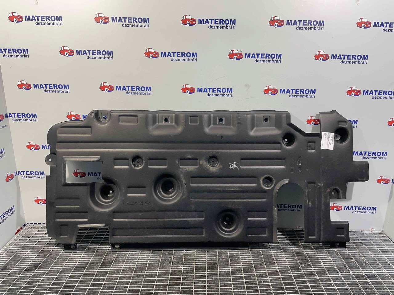 SCUT SUB MASINA FIAT TIPO TIPO - - (2015 2020)