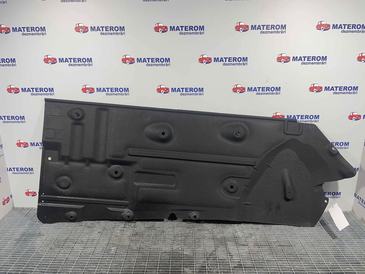 SCUT SUB MASINA FORD FOCUS - - (2011 2014)