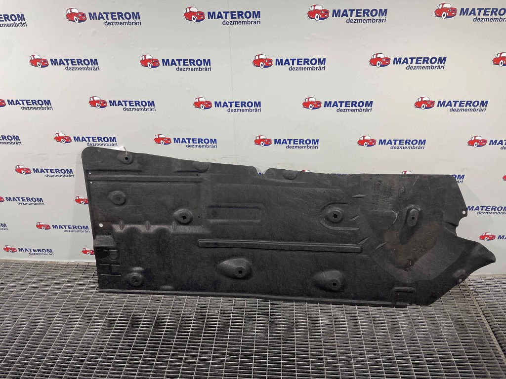 SCUT SUB MASINA FORD FOCUS - - (2011 2014)