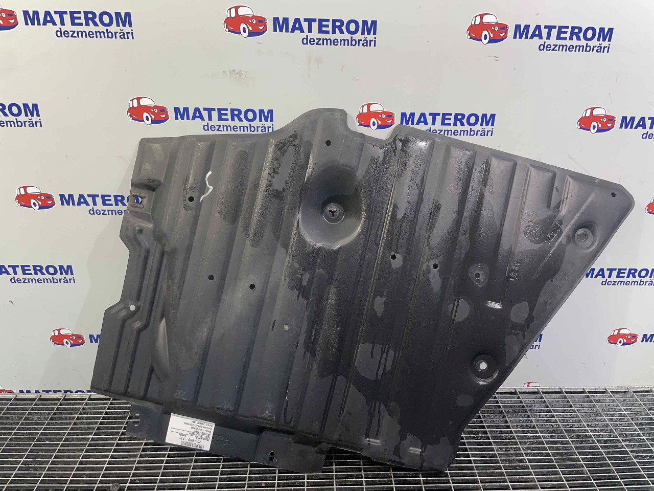 SCUT SUB MASINA FORD FOCUS FOCUS 1.0 ECOBOOST - (2018 2020)