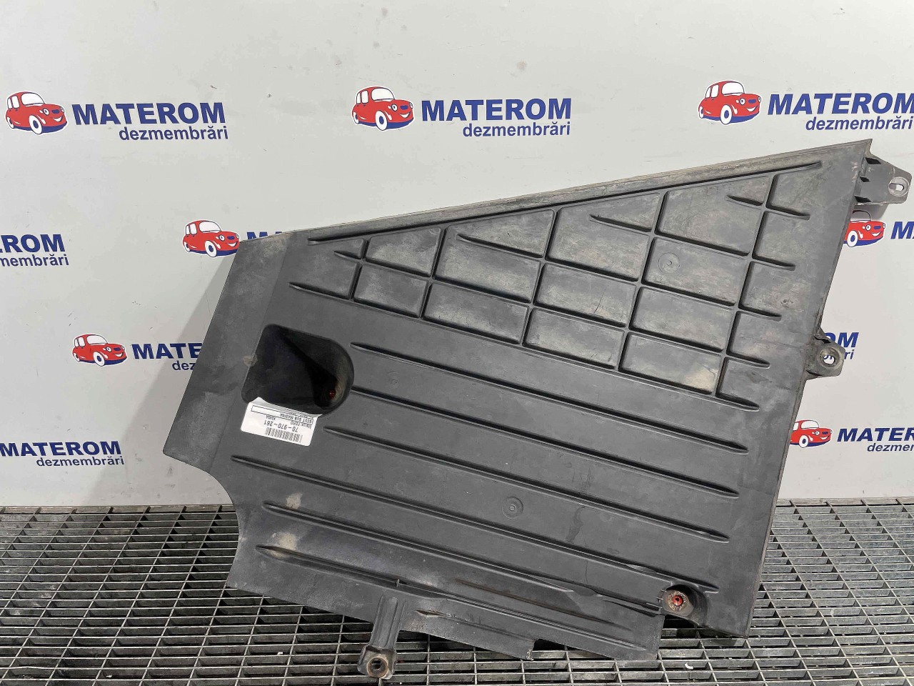SCUT SUB MASINA FORD KUGA 2.0 TDCI - (2012 2019)