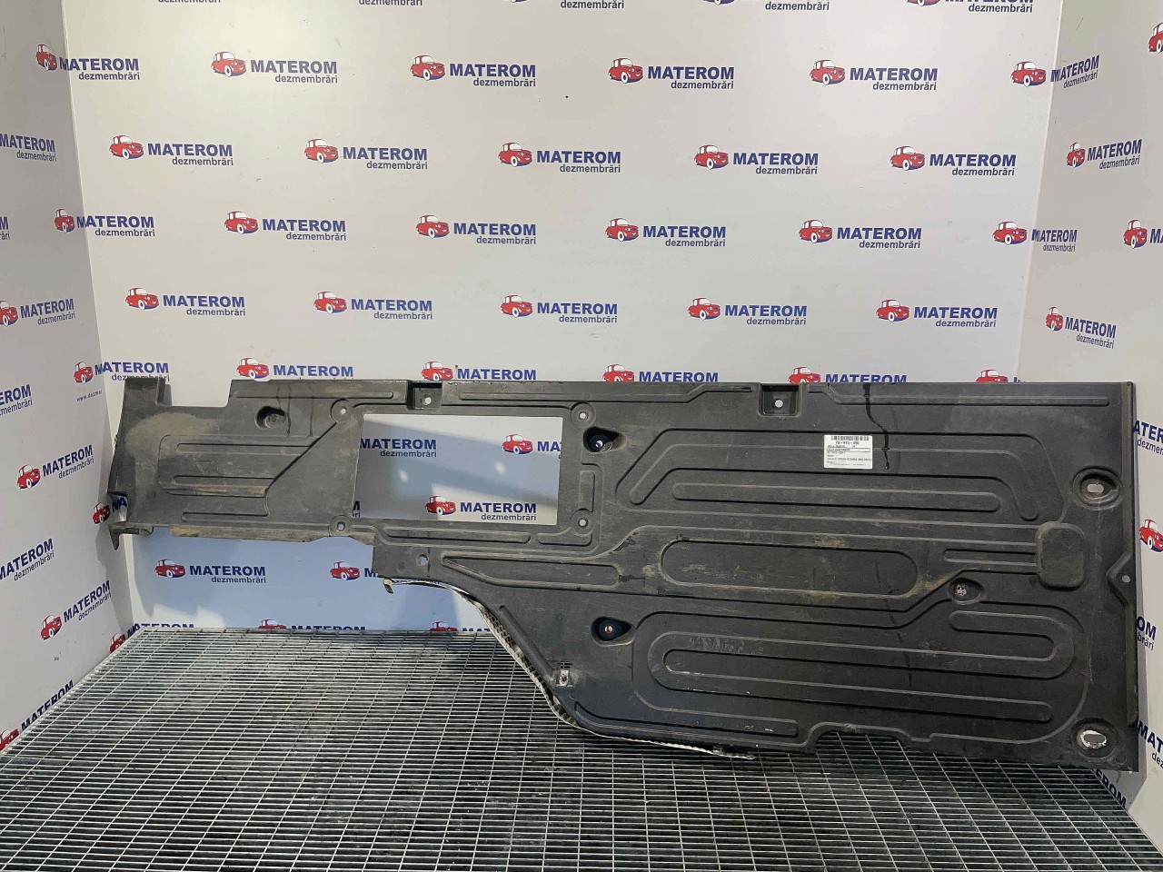 SCUT SUB MASINA JAGUAR XF XF - - (2007 2011)