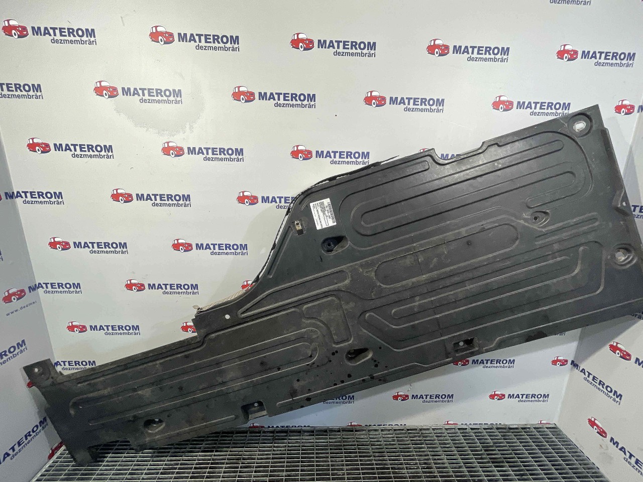 SCUT SUB MASINA JAGUAR XF XF - - (2007 2011)