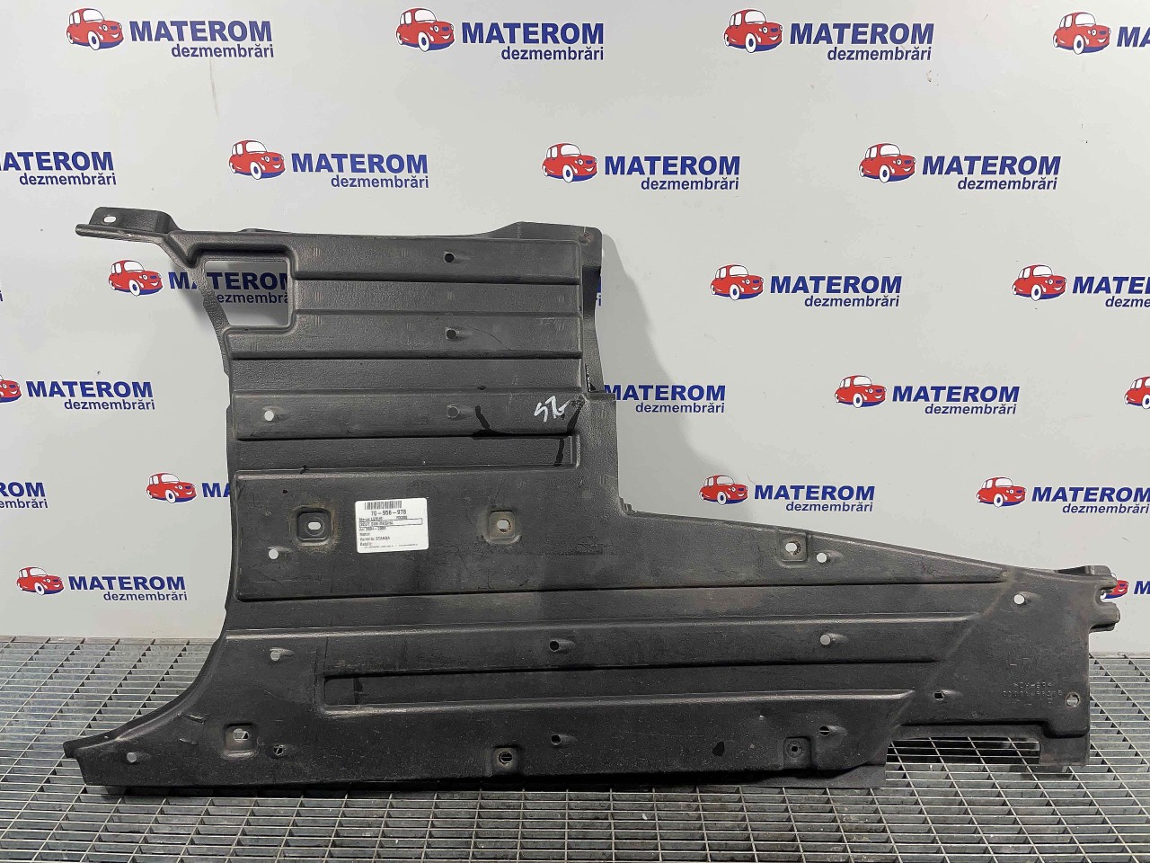 SCUT SUB MASINA LEXUS RX RX - - (2004 2009)