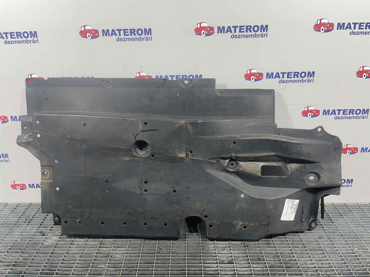 SCUT SUB MASINA MAZDA CX-5 - - (2012 2015)