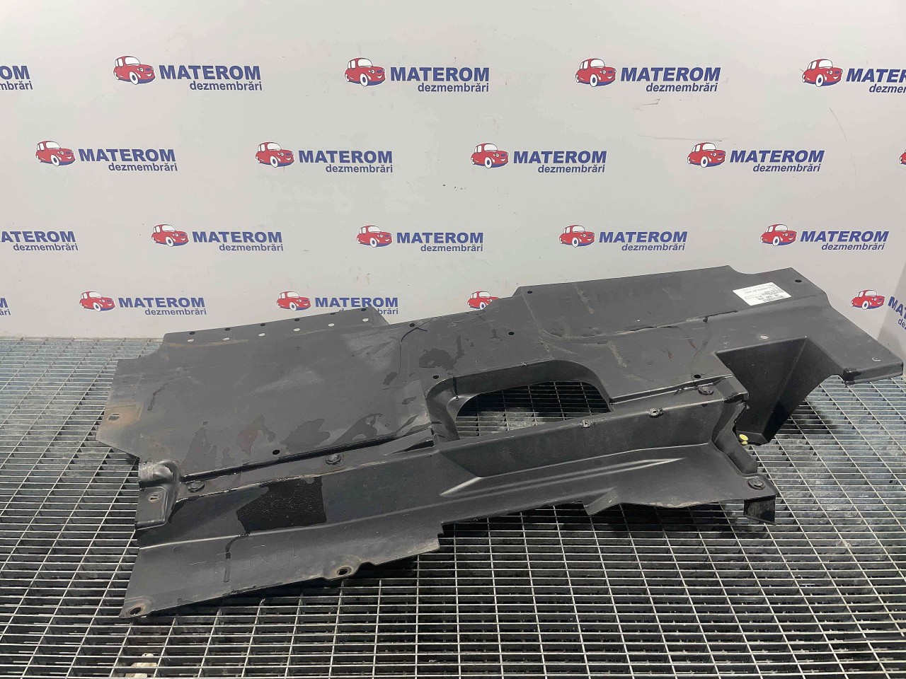 SCUT SUB MASINA MAZDA CX-5 CX-5 - - (2012 2015)