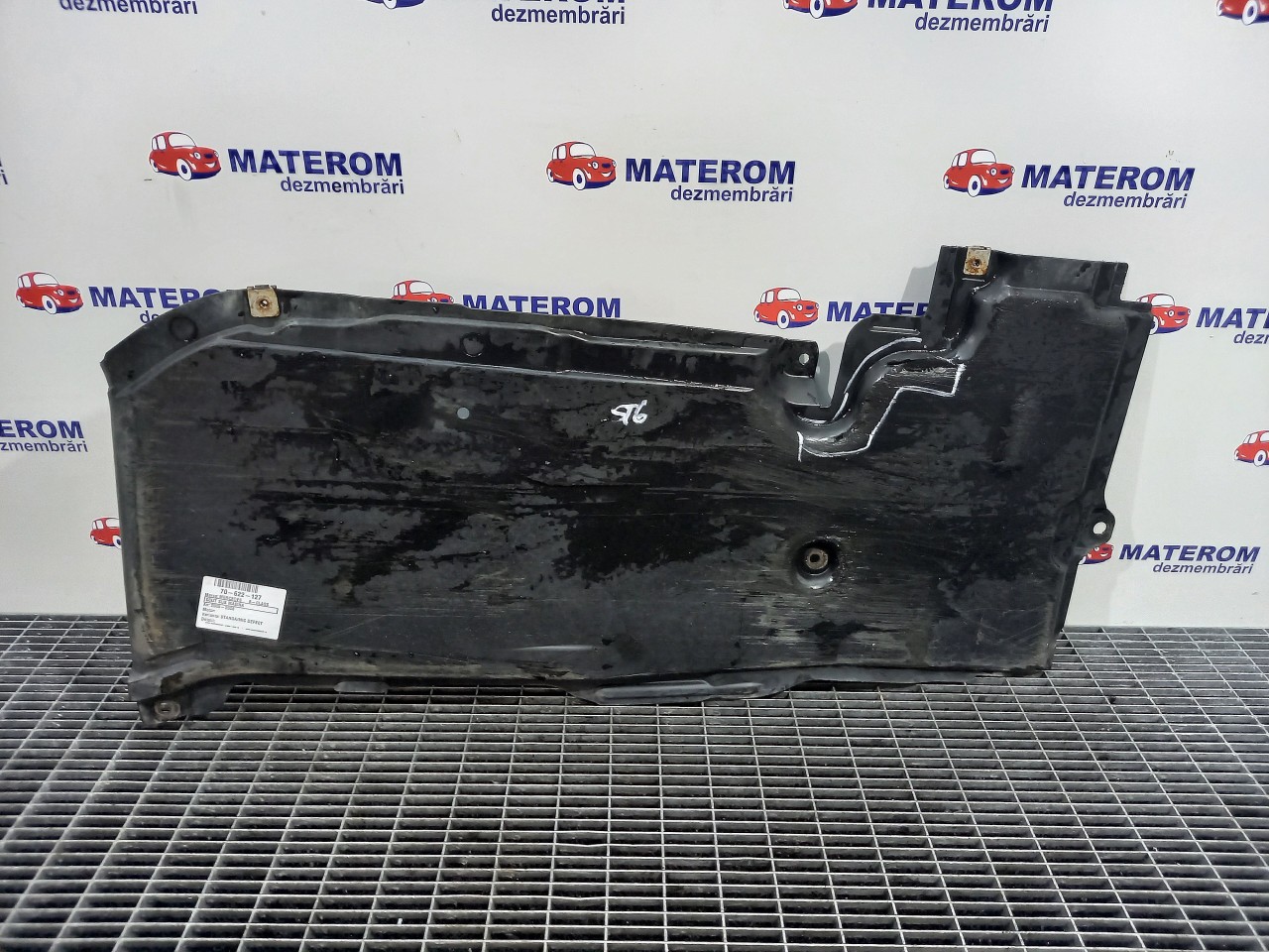 SCUT SUB MASINA MERCEDES B-CLASS B-CLASS - - (2005 2008)
