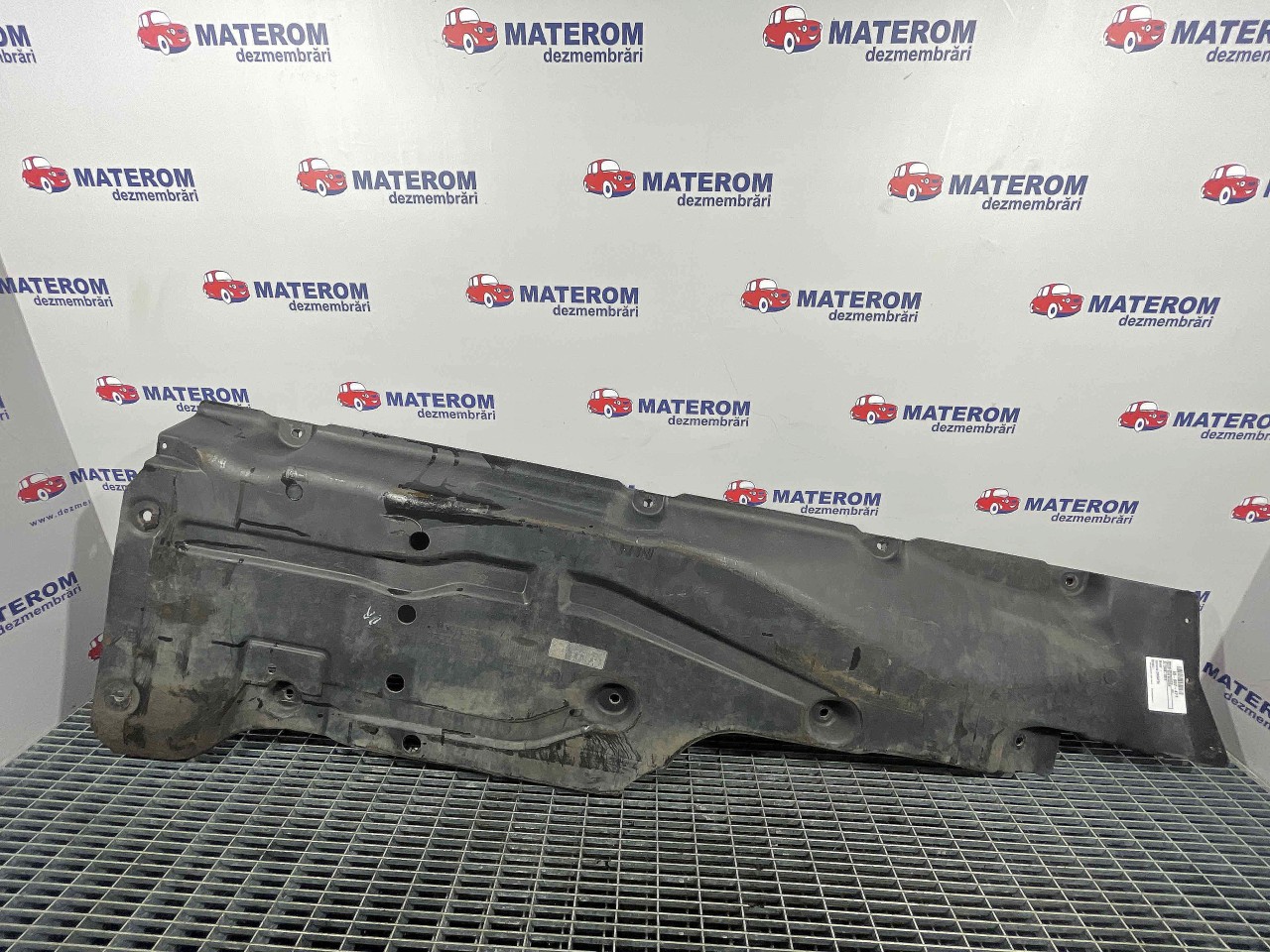 SCUT SUB MASINA MERCEDES ML ML - - (2008 2011)