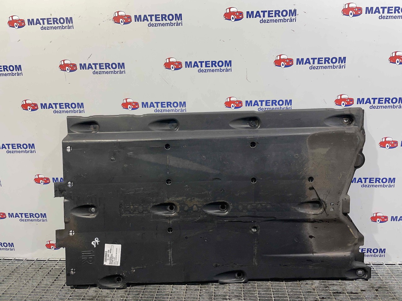 SCUT SUB MASINA NISSAN QASHQAI QASHQAI 2.0 DCI - (2010 2014)