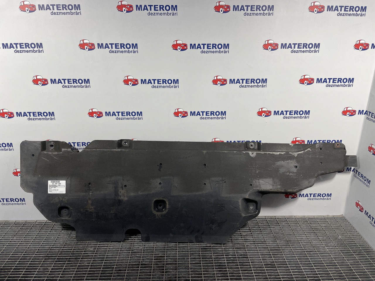 SCUT SUB MASINA RENAULT CLIO - - (2012 2016)