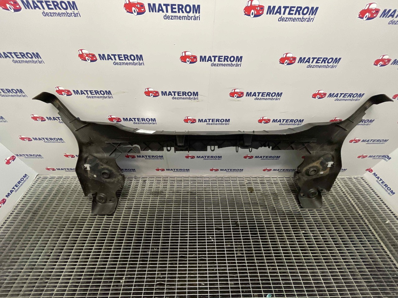 SCUT SUB MASINA RENAULT MEGANE MEGANE - - (2012 2016)