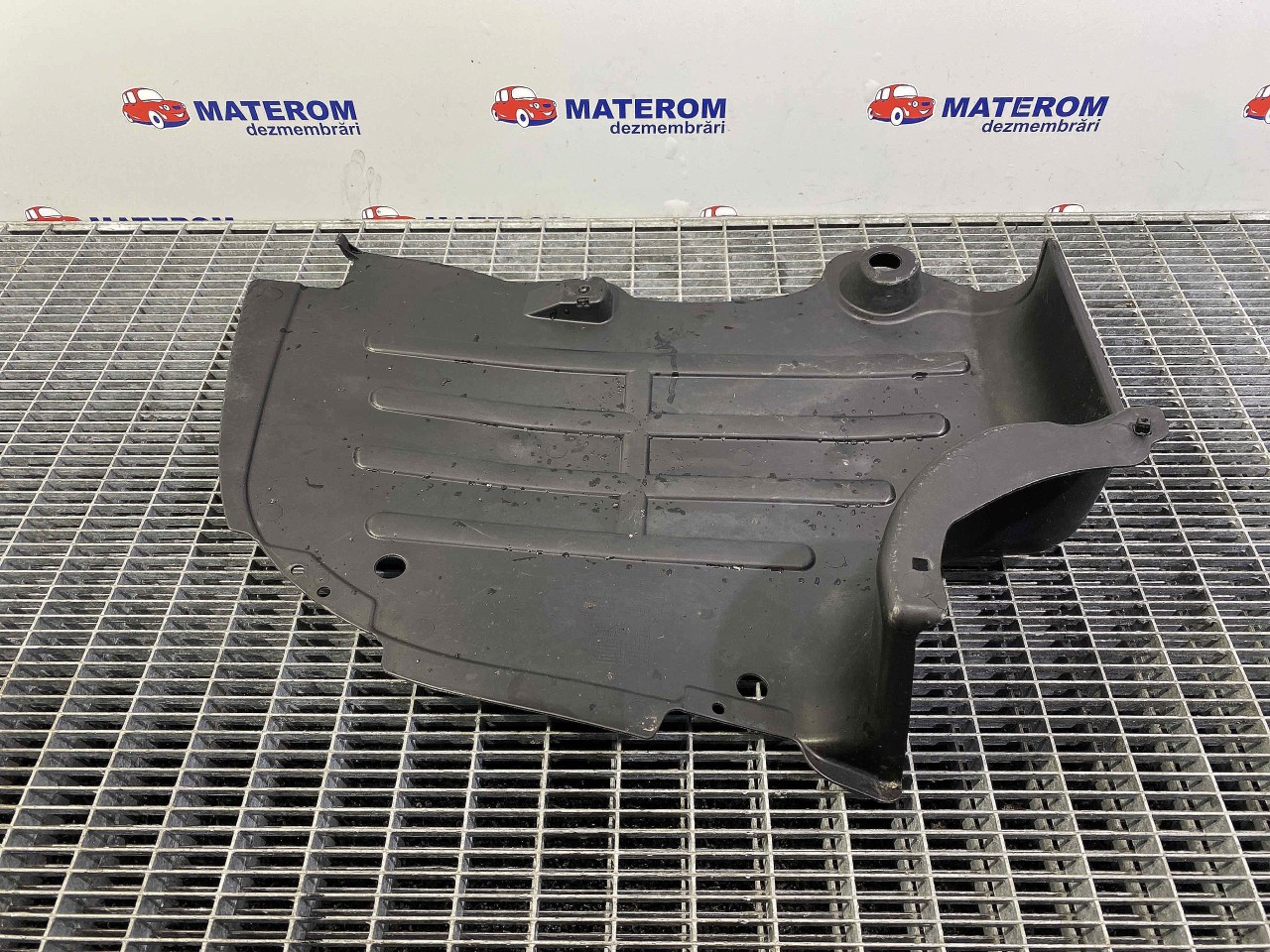 SCUT SUB MASINA SEAT EXEO EXEO - - (2008 2013)