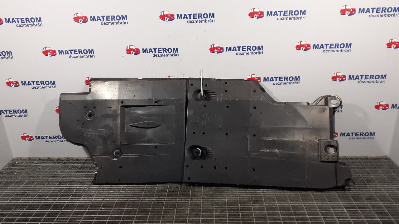 SCUT SUB MASINA TOYOTA AURIS - - (2012 2015)
