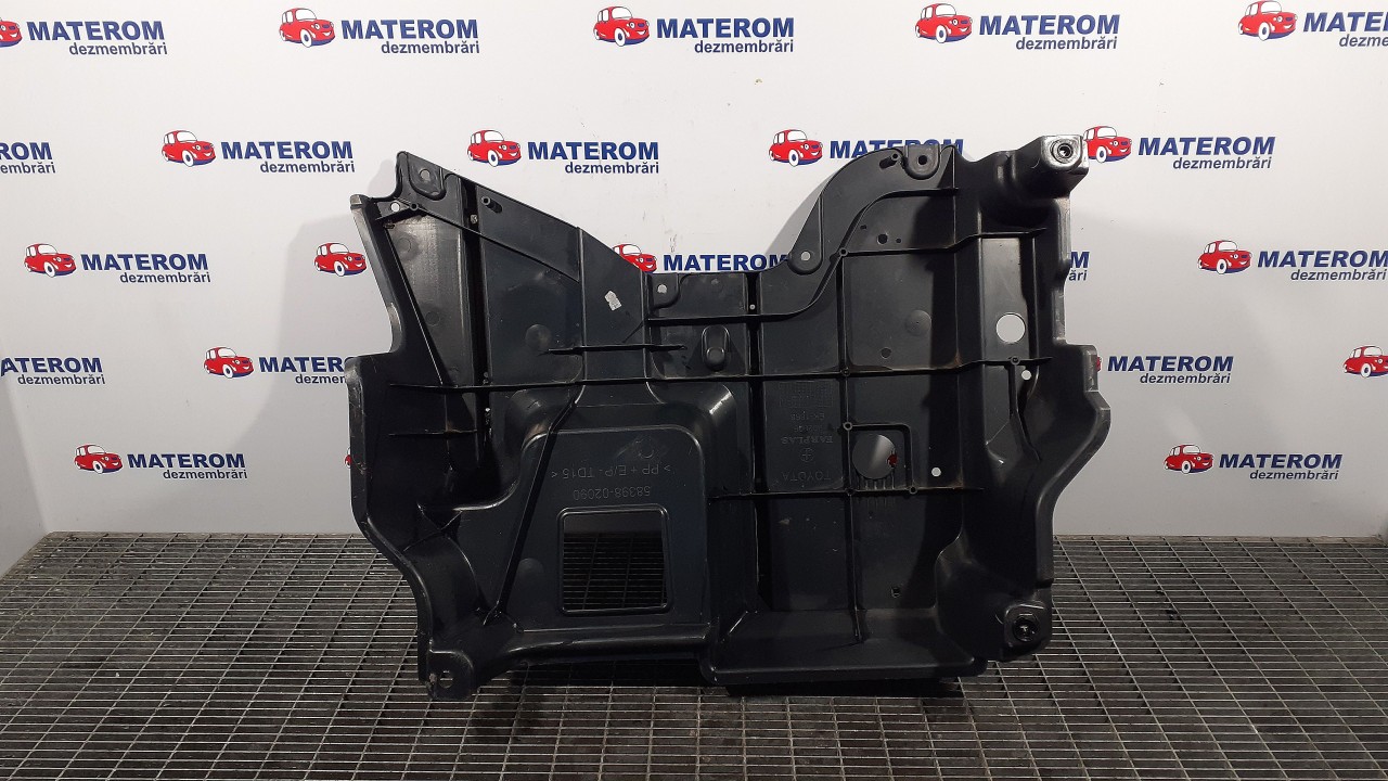 SCUT SUB MASINA TOYOTA AURIS AURIS - - (2012 2015)