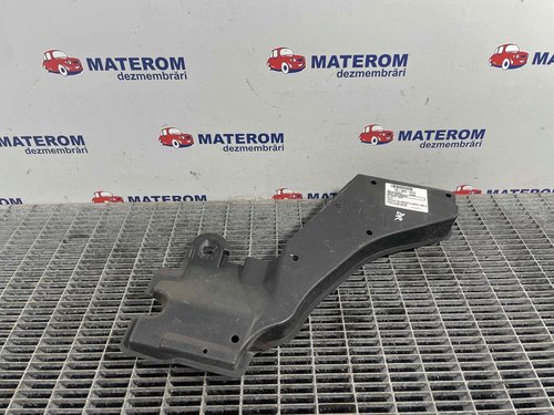 SCUT SUB MASINA TOYOTA AURIS AURIS - - (2012 2015)