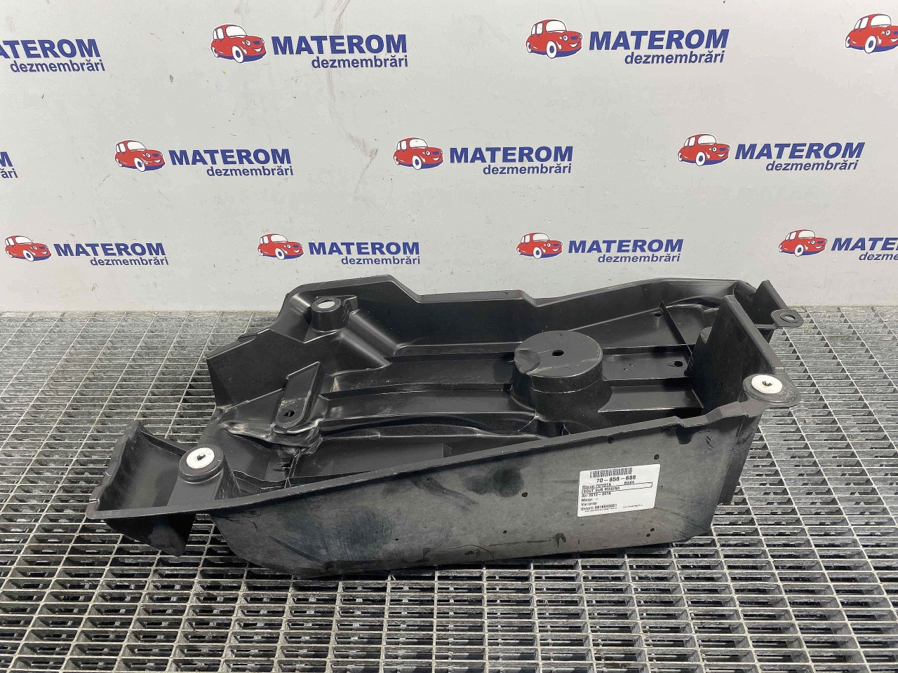 SCUT SUB MASINA TOYOTA RAV4 RAV4 - - (2012 2018)