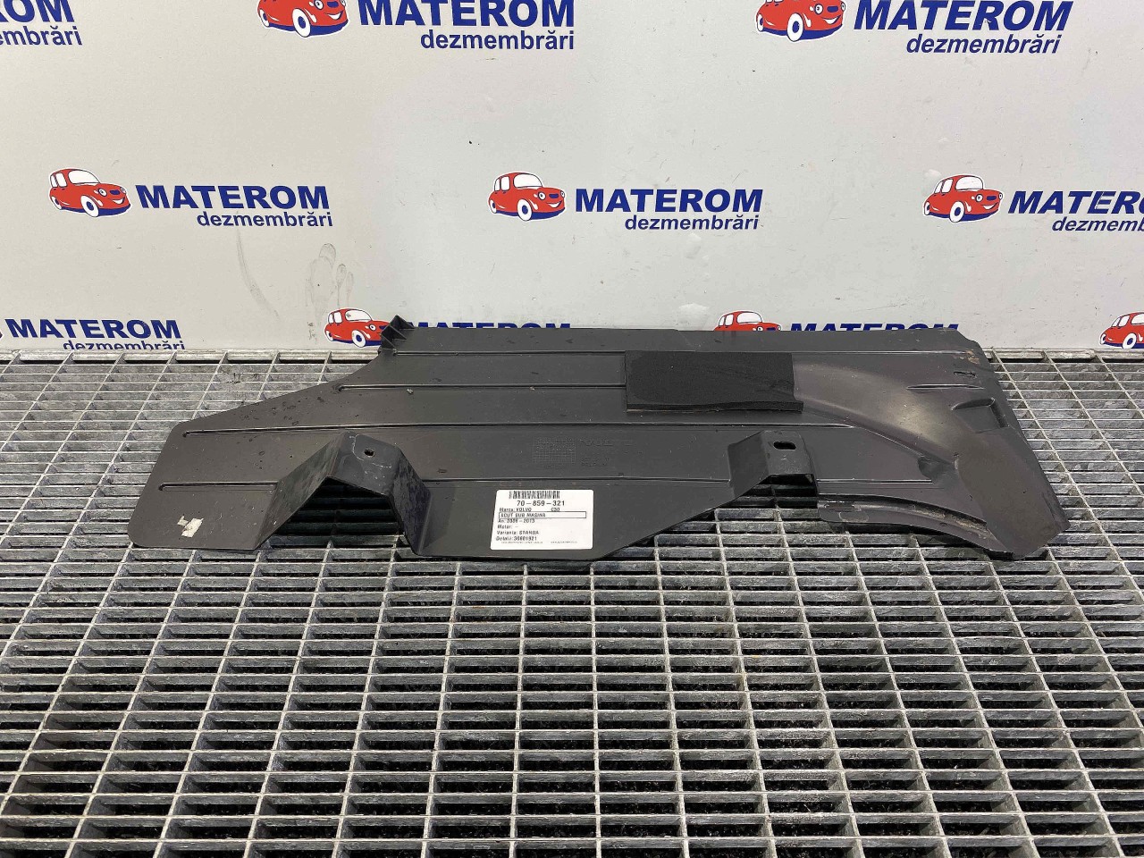 SCUT SUB MASINA VOLVO C30 - - (2006 2013)