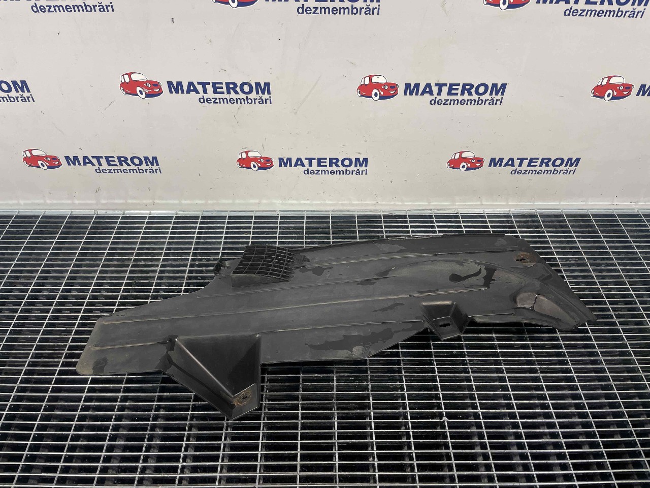 SCUT SUB MASINA VOLVO V50 - - (2004 2010