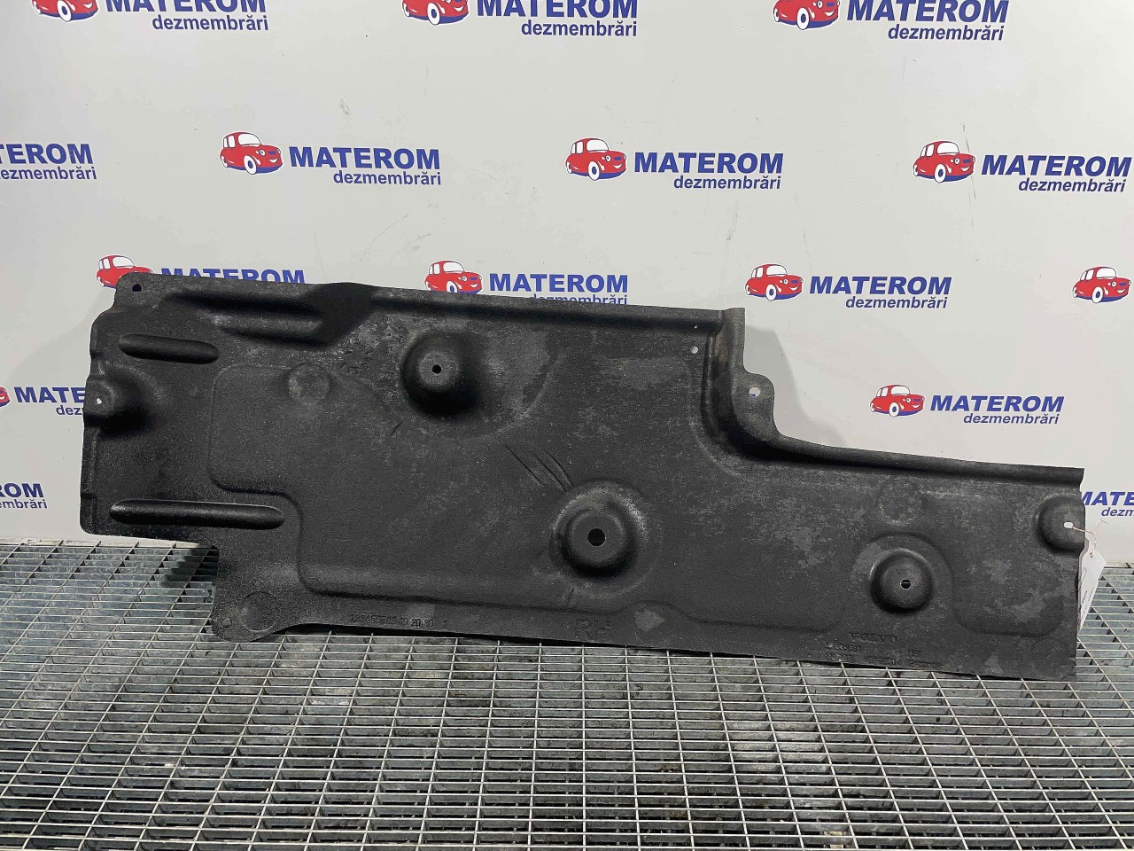 SCUT SUB MASINA VOLVO V60 - - (2014 2018)