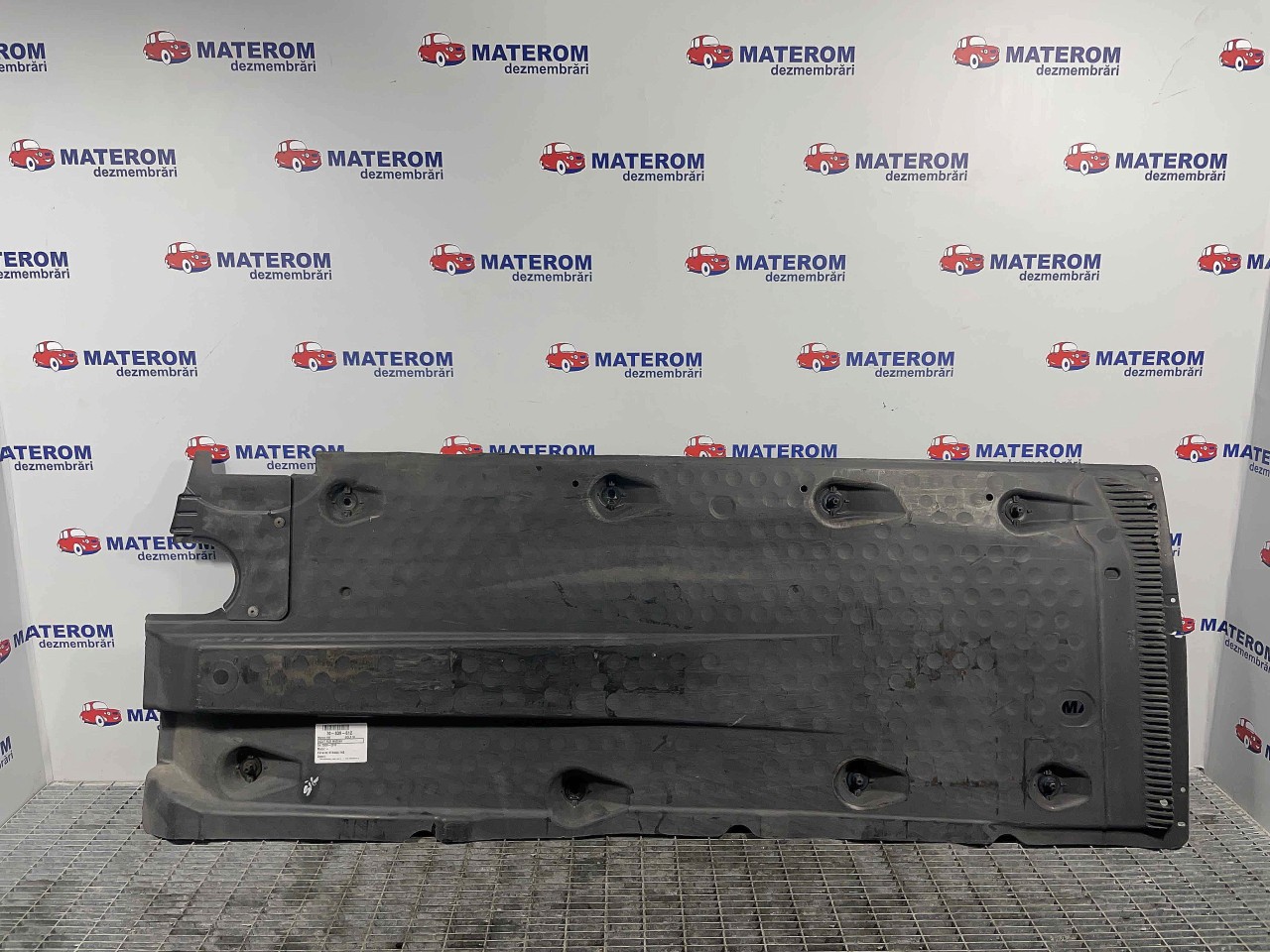 SCUT SUB MASINA VW GOLF VI - - (2008 2012)