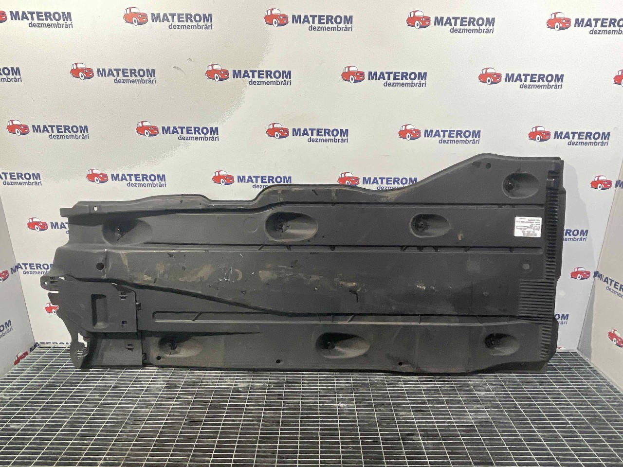 SCUT SUB MASINA VW GOLF VII 2.0 TDI - (2012 2016)