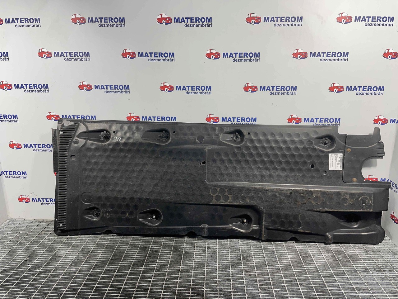 SCUT SUB MASINA VW JETTA III - - (2005 2010)