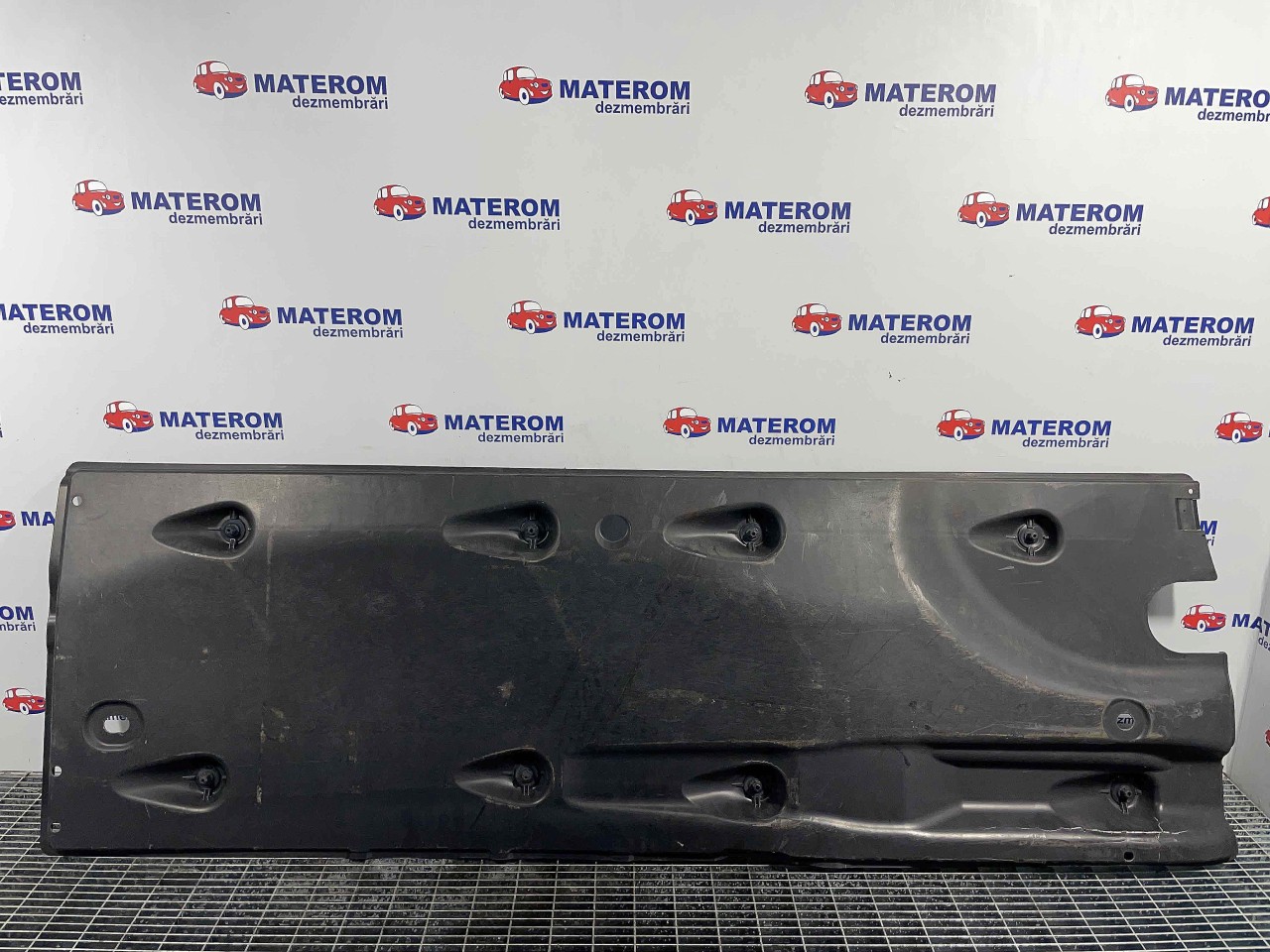 SCUT SUB MASINA VW JETTA IV - - (2010 2019)