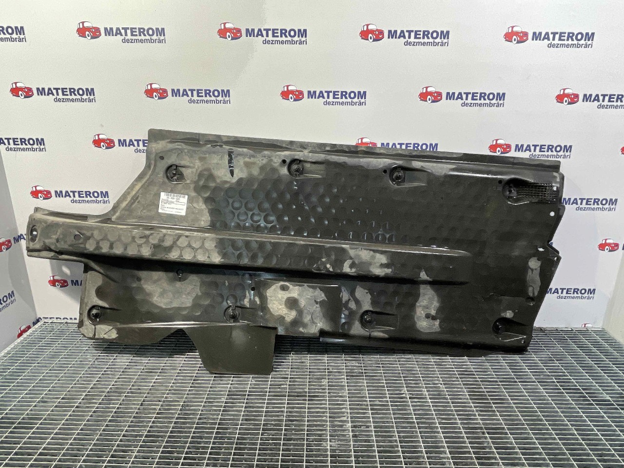 SCUT SUB MASINA VW POLO - - (2009 2014)