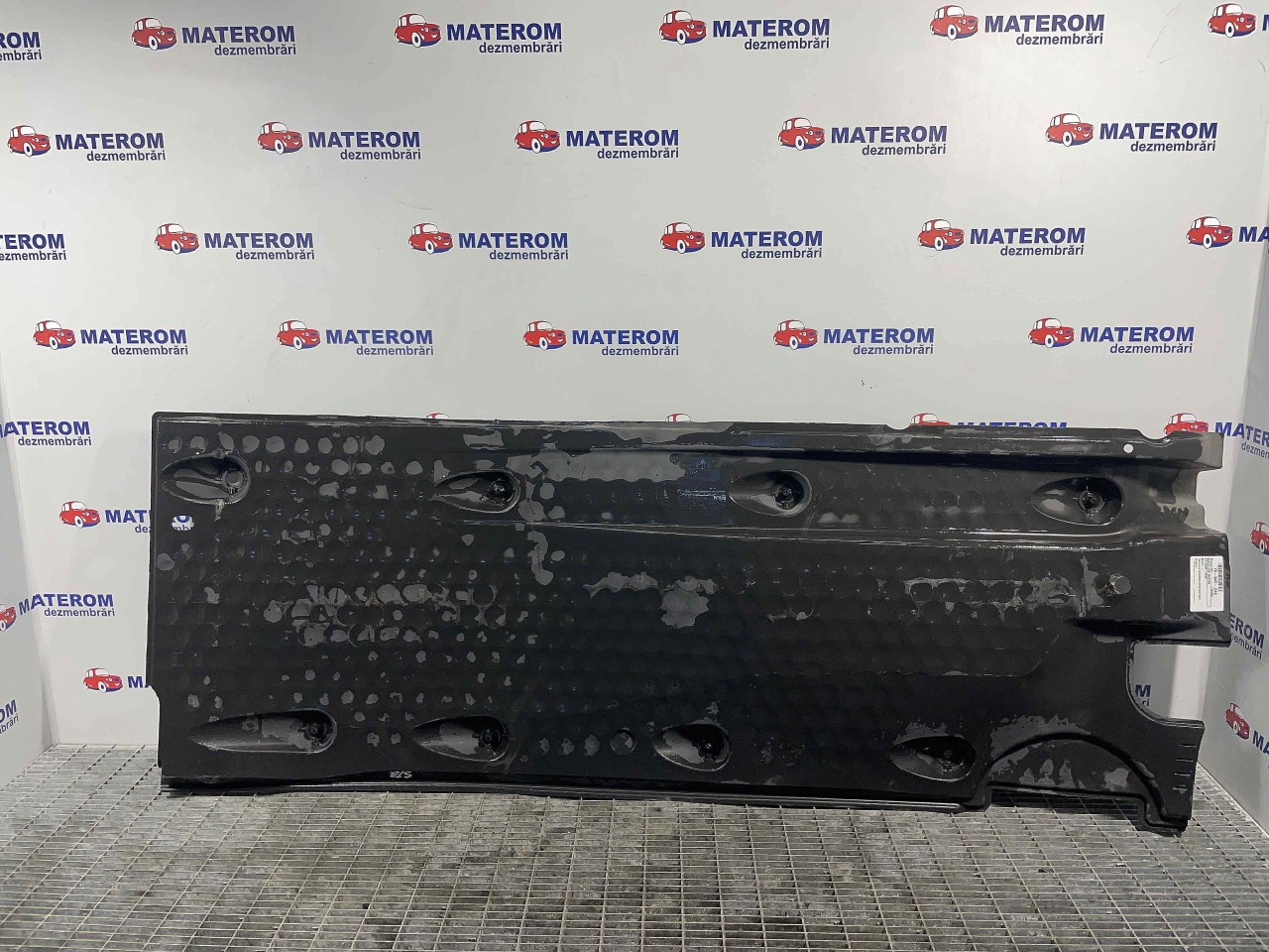 SCUT SUB MASINA VW TIGUAN - - (2007 2010)