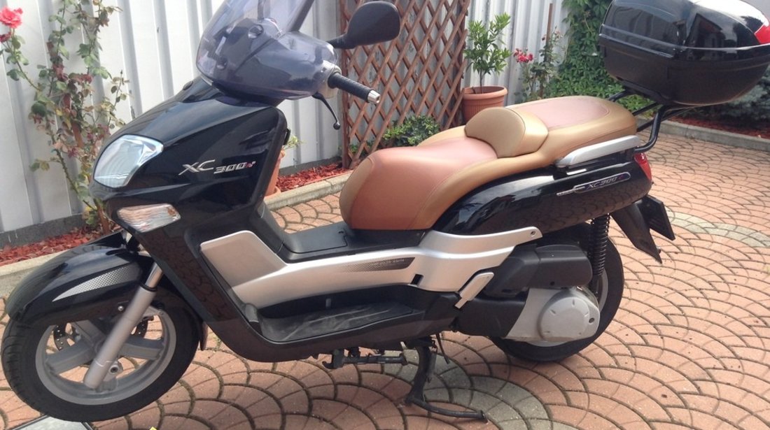 Scuter Yamaha 300 XC City