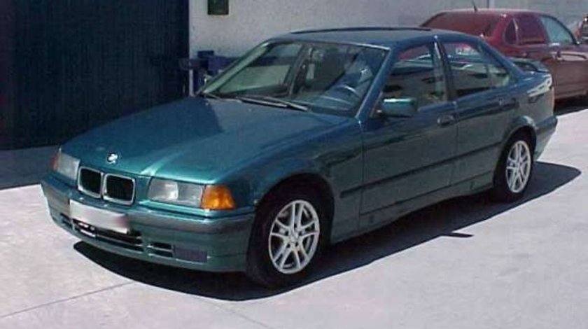 Se Dezmembreaza BMW Seria 3 E36 1.8i