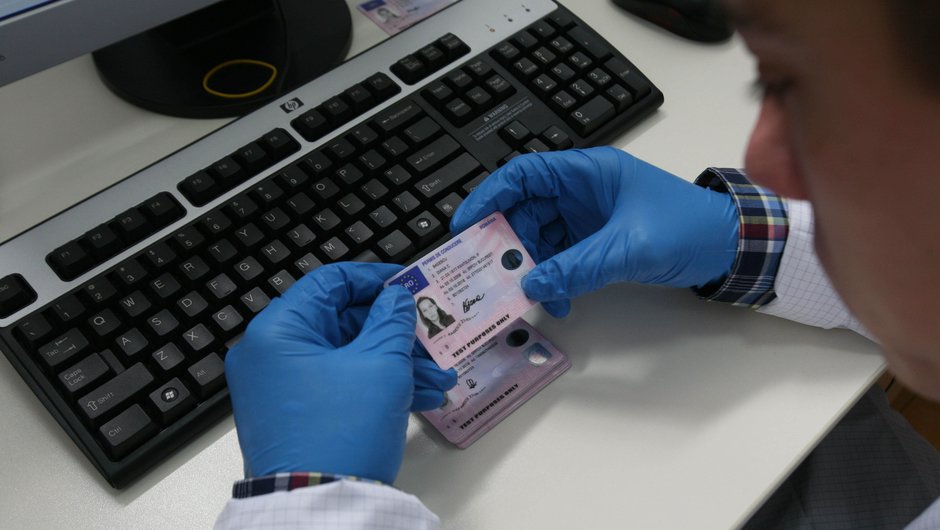 Se schimba permisele de conducere: ce informatii noi apar de la 19 ianuarie Se schimba permisele de conducere: ce informatii noi apar de la 19 ianuarie