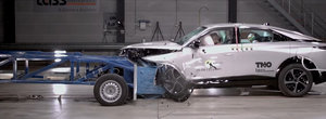 Se vinde ca masina de lux, insa n-a luat decat patru stele la testele Euro NCAP