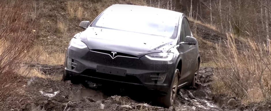 Se vinde ca SUV dar multi se indoiesc de abilitatile lui. Cum se descurca MODEL X in off-road Se vinde ca SUV dar multi se indoiesc de abilitatile lui. Cum se descurca MODEL X in off-road