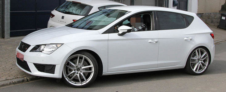 Seat Leon Cupra vine in 2014, promite performante similare actualei Cupra R Seat Leon Cupra vine in 2014, promite performante similare actualei Cupra R