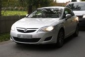 Seat Leon in trei usi